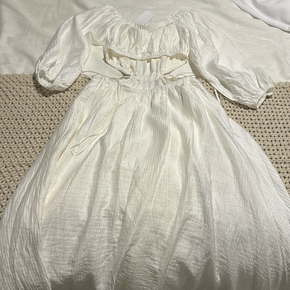 ASTR The Label Cassian Cut-out Maxi Dress NWT - Picture 8 of 9